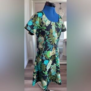 Vintage 60’s 70s Handmade Green Floral Midi Mod Dress